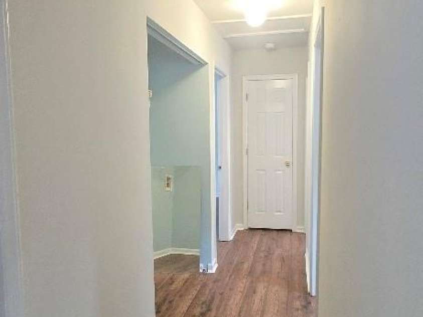 5751 Justins Forest Drive, Charlotte, NC 28212.  MLS# CAR4383461, YatesRealty ID 24671. 