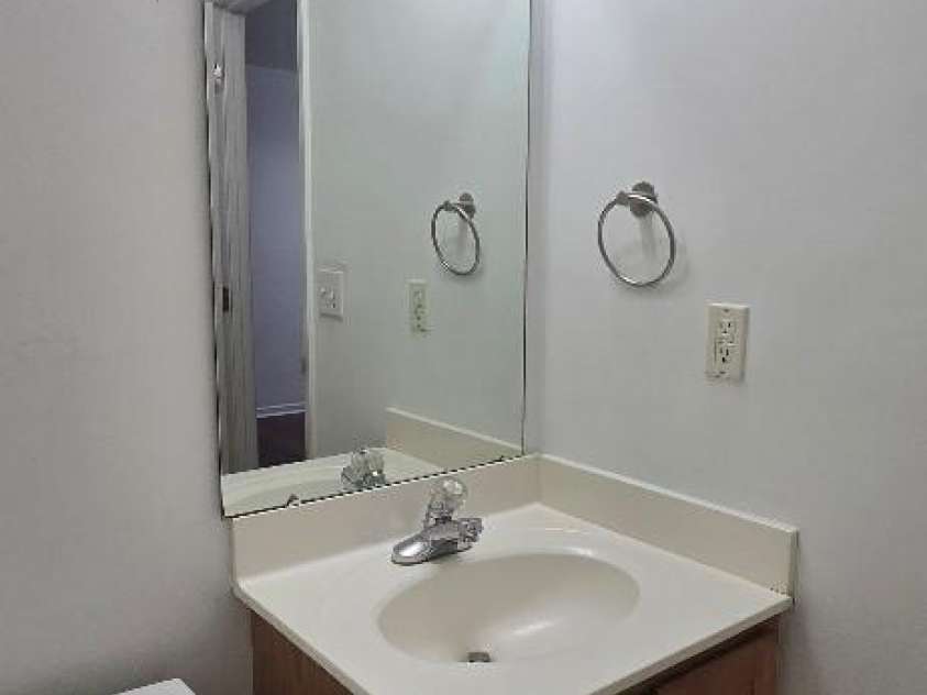 5751 Justins Forest Drive, Charlotte, NC 28212.  MLS# CAR4383461, YatesRealty ID 24671. 