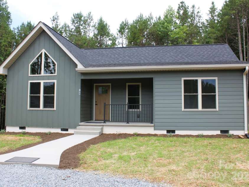 109 Blue Ridge Avenue Extension, Elkin, NC 28621.  MLS# CAR4260952, YatesRealty ID 24674. Front