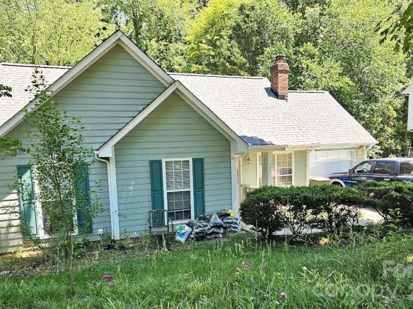 500 Reed Creek Road, Mooresville, NC 28117.  MLS# CAR4383565, YatesRealty ID 24674. 