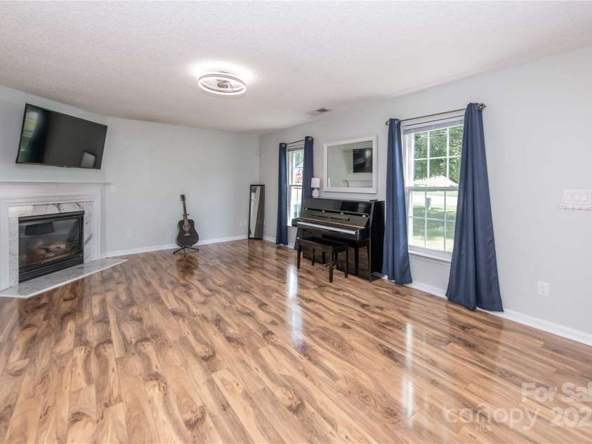 2085 Chapel Creek Road, Concord, NC 28025.  MLS# CAR4276442, YatesRealty ID 24677. 