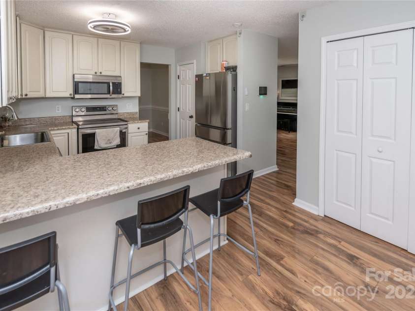 2085 Chapel Creek Road, Concord, NC 28025.  MLS# CAR4276442, YatesRealty ID 24677. 