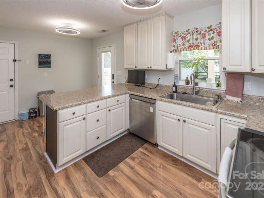 2085 Chapel Creek Road, Concord, NC 28025.  MLS# CAR4276442, YatesRealty ID 24677. 