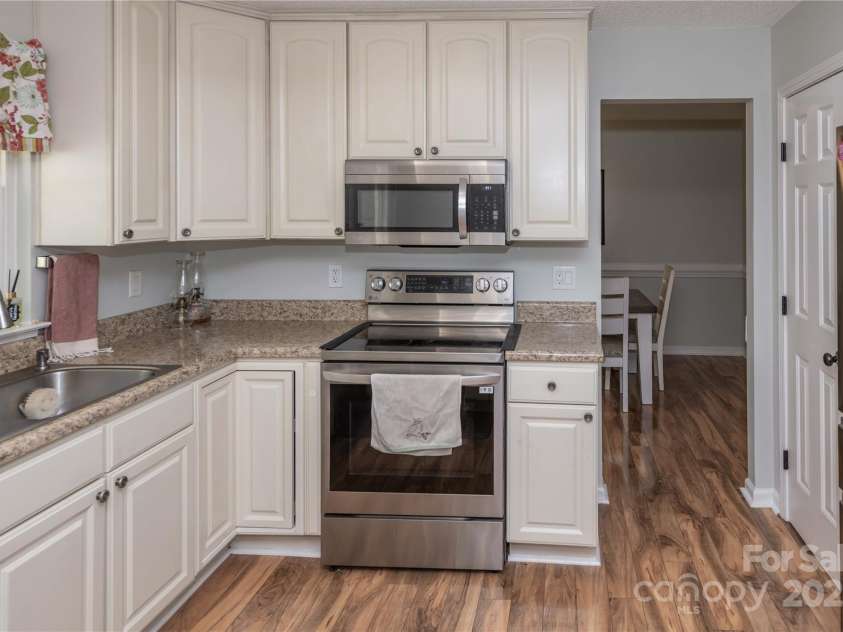 2085 Chapel Creek Road, Concord, NC 28025.  MLS# CAR4276442, YatesRealty ID 24677. 