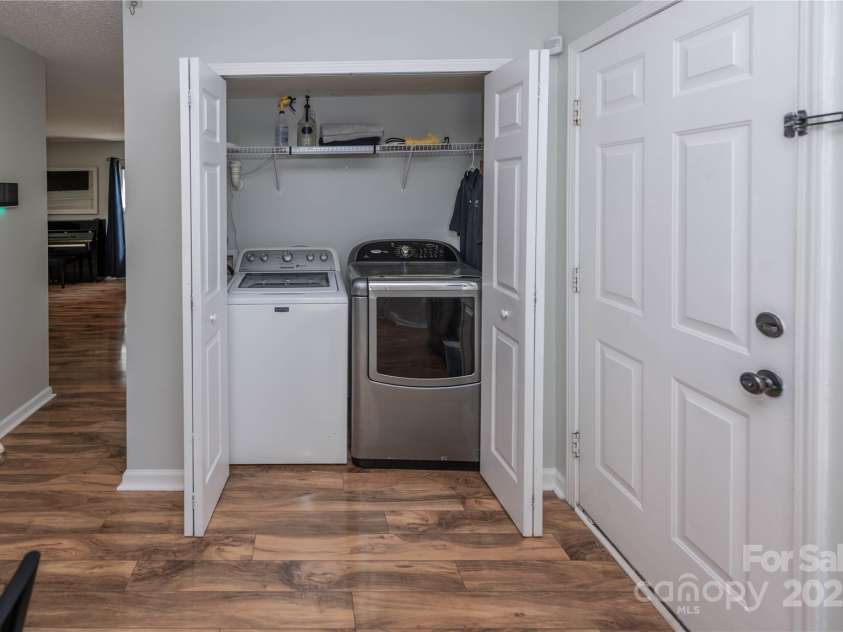 2085 Chapel Creek Road, Concord, NC 28025.  MLS# CAR4276442, YatesRealty ID 24677. 