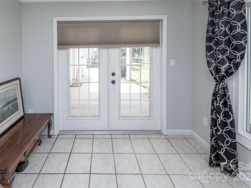 2085 Chapel Creek Road, Concord, NC 28025.  MLS# CAR4276442, YatesRealty ID 24677. 