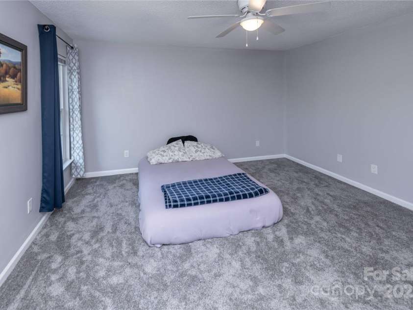 2085 Chapel Creek Road, Concord, NC 28025.  MLS# CAR4276442, YatesRealty ID 24677. 