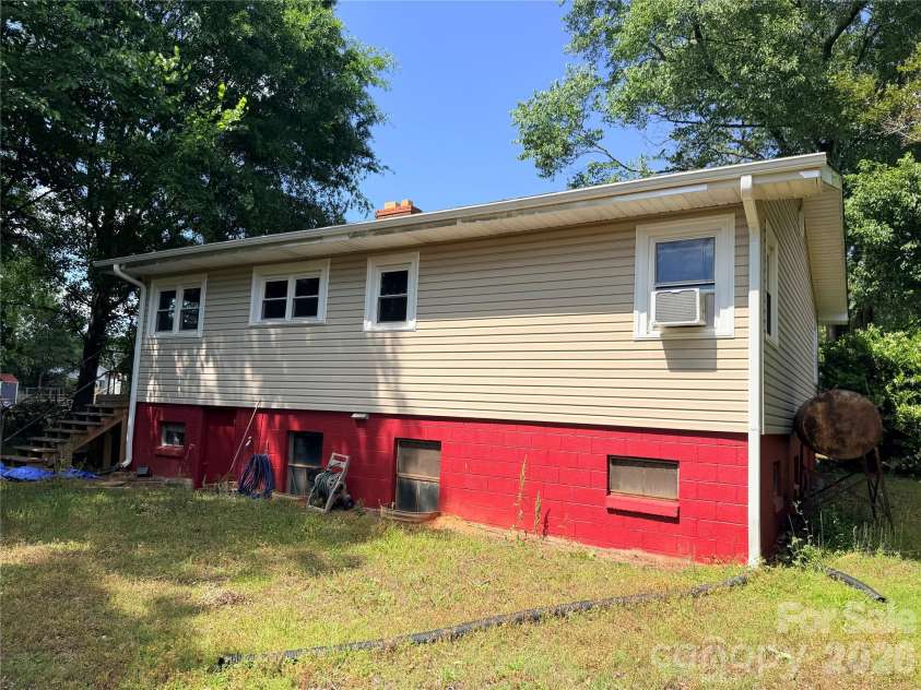 2675 Long Ferry Road, Salisbury, NC 28146.  MLS# CAR4385378, YatesRealty ID 24677. 