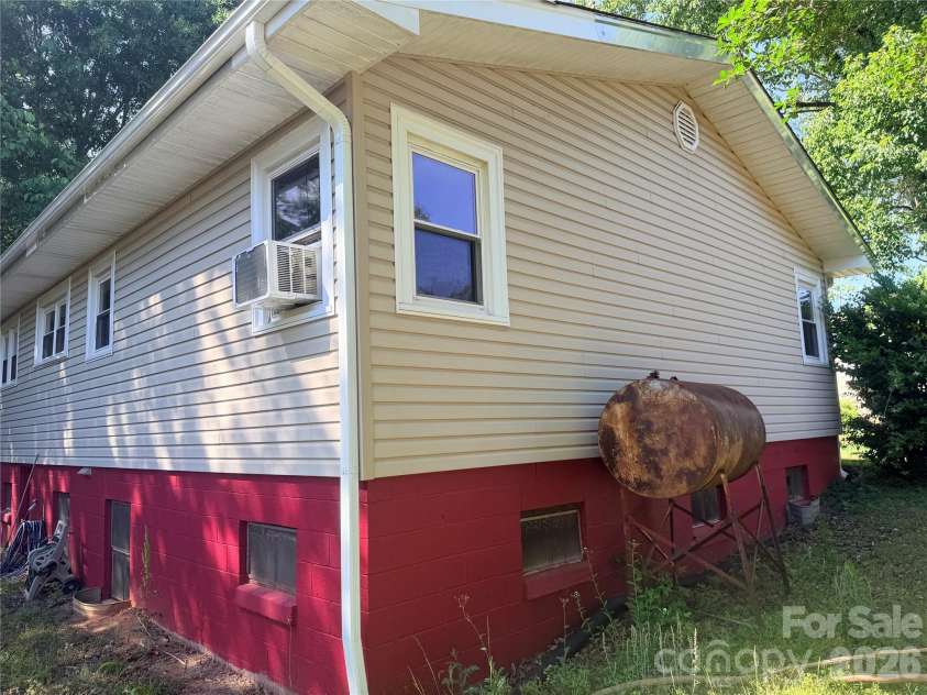 2675 Long Ferry Road, Salisbury, NC 28146.  MLS# CAR4385378, YatesRealty ID 24677. 