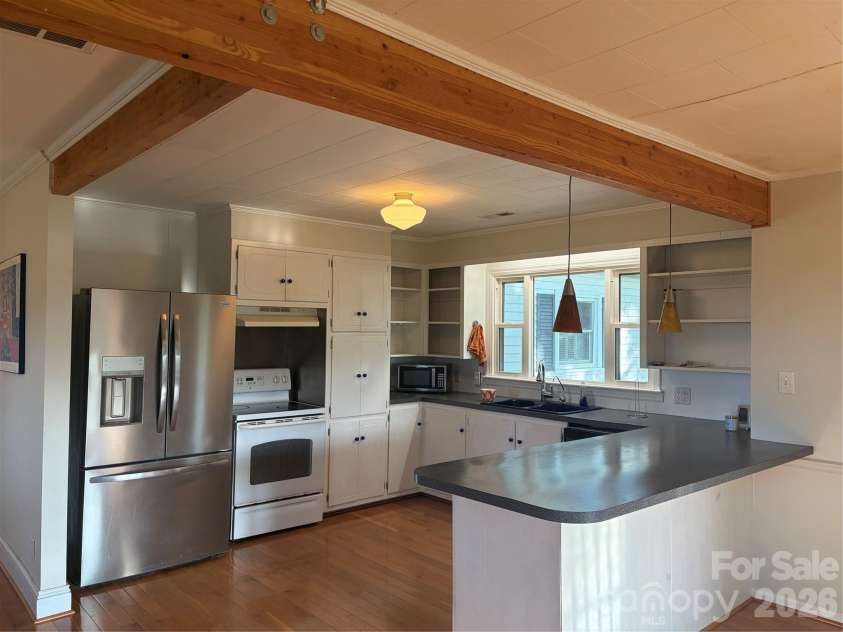 447 Elam Road, Lawndale, NC 28090.  MLS# CAR4385293, YatesRealty ID 24678. Kitchen