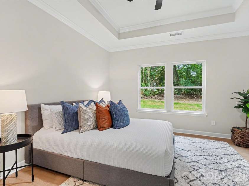 1002 Kingswood Drive, Monroe, NC 28112.  MLS# CAR4385415, YatesRealty ID 24679. 