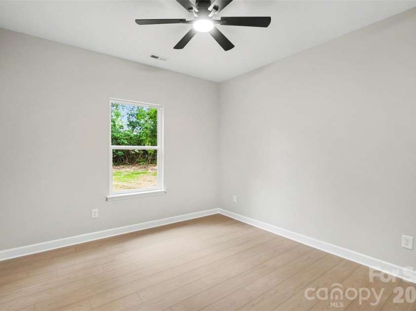 1002 Kingswood Drive, Monroe, NC 28112.  MLS# CAR4385415, YatesRealty ID 24679. 