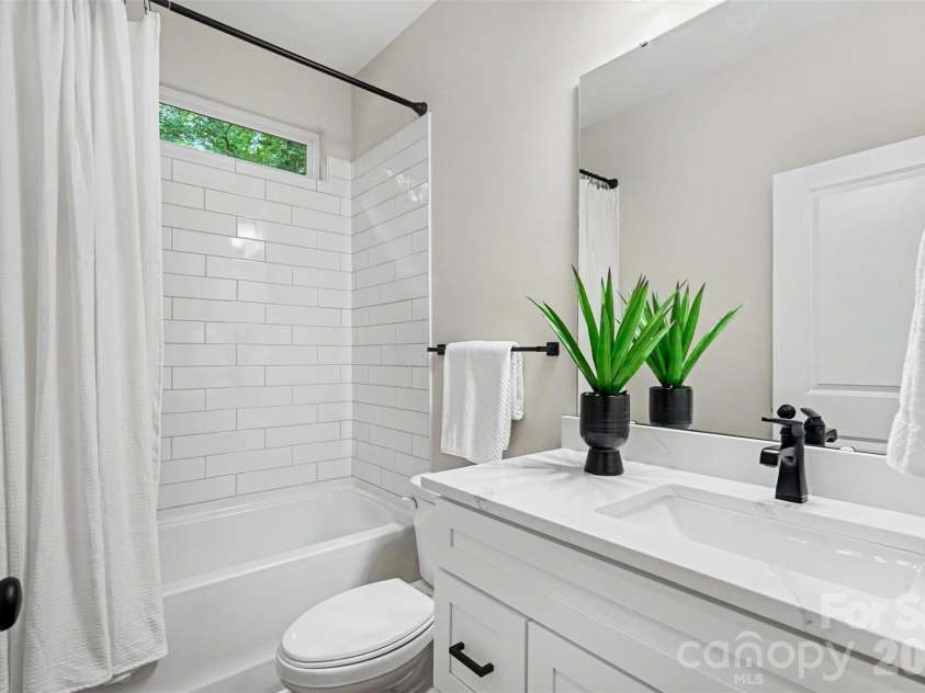 1002 Kingswood Drive, Monroe, NC 28112.  MLS# CAR4385415, YatesRealty ID 24679. 