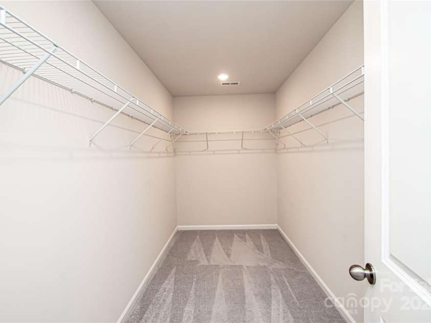 17718 Terryglass Lane, Charlotte, NC 28278.  MLS# CAR4274833, YatesRealty ID 24679. Very large master closet!  WOW!