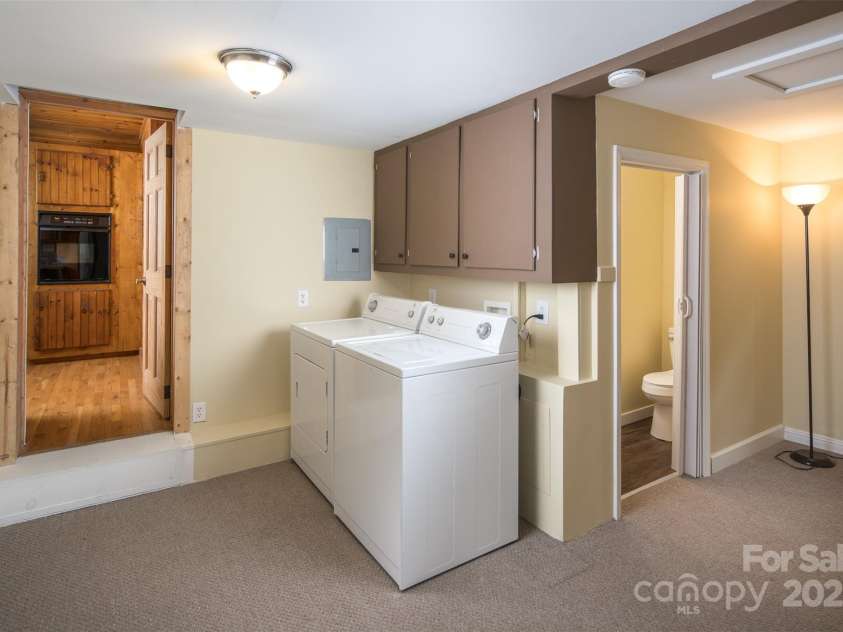 3443 Valley Drive, Lenoir, NC 28645.  MLS# CAR4283336, YatesRealty ID 2468. 