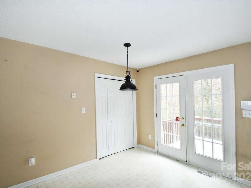 234 Candle Court, Concord, NC 28027.  MLS# CAR4220734, YatesRealty ID 24680. 