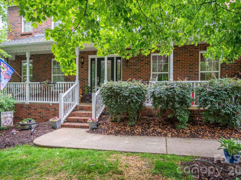 1228 Plantation Trail, Gastonia, NC 28056.  MLS# CAR4385430, YatesRealty ID 24681. 