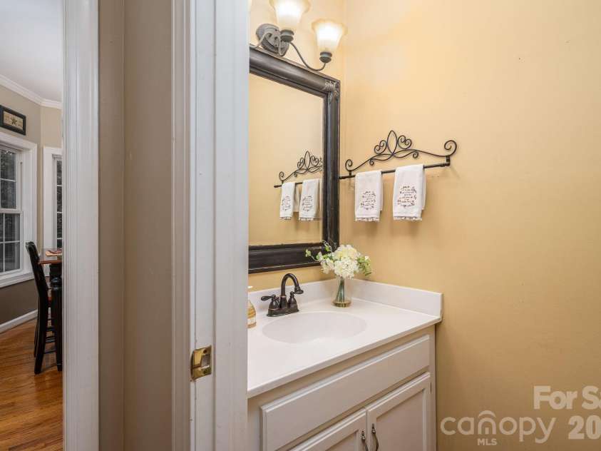 1228 Plantation Trail, Gastonia, NC 28056.  MLS# CAR4385430, YatesRealty ID 24681. 