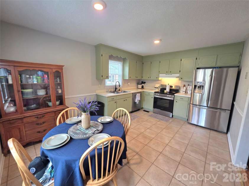 220 Alabama Avenue, Bessemer City, NC 28016.  MLS# CAR4363269, YatesRealty ID 24682. 