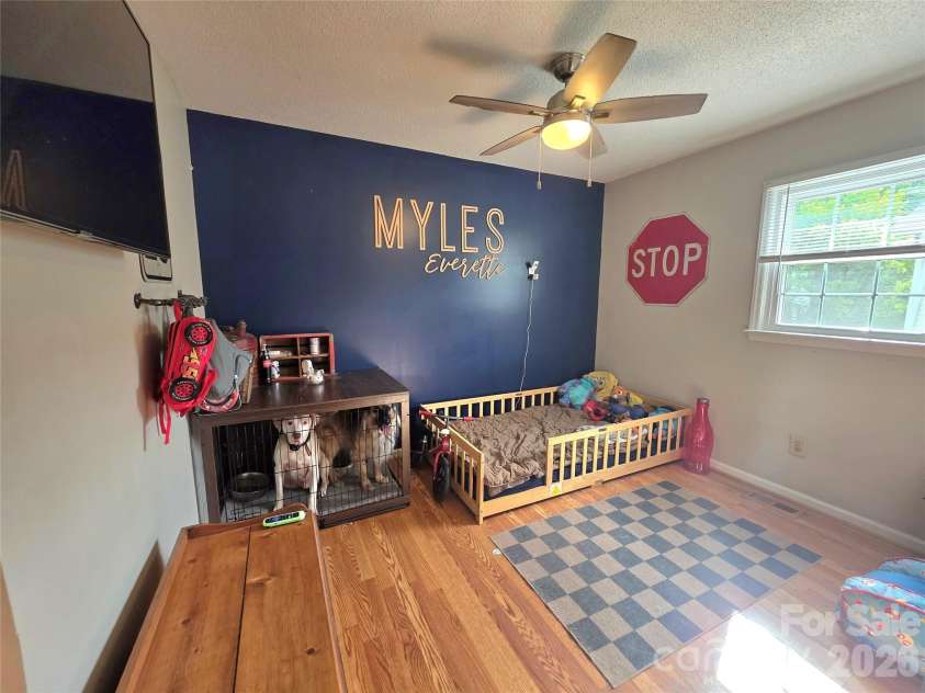 220 Alabama Avenue, Bessemer City, NC 28016.  MLS# CAR4363269, YatesRealty ID 24682. 