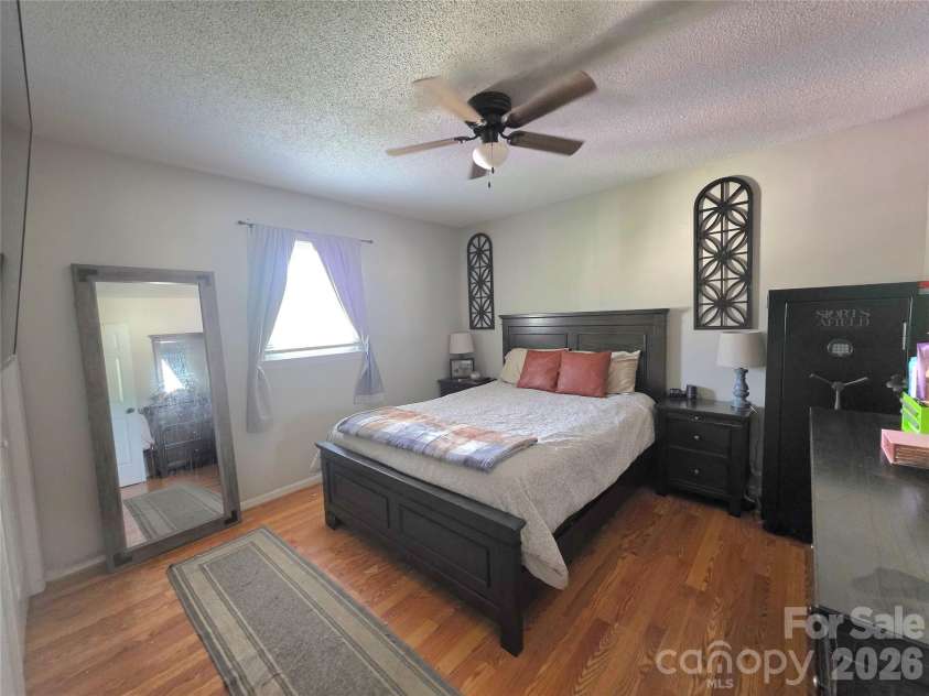 220 Alabama Avenue, Bessemer City, NC 28016.  MLS# CAR4363269, YatesRealty ID 24682. 