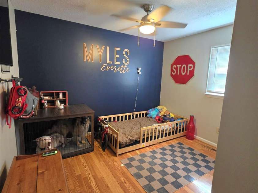 220 Alabama Avenue, Bessemer City, NC 28016.  MLS# CAR4363269, YatesRealty ID 24682. 