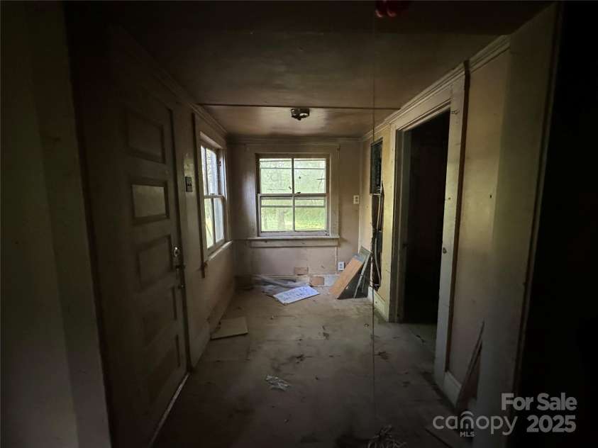 301 Weant Street, Salisbury, NC 28144.  MLS# CAR4279321, YatesRealty ID 24683. 