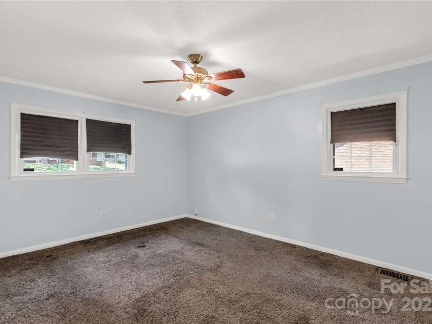 105 Autumn Place, York, SC 29745.  MLS# CAR4279250, YatesRealty ID 24684. 