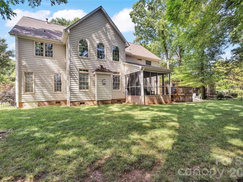 5709 Woodridge Court, Concord, NC 28027.  MLS# CAR4379806, YatesRealty ID 24685. 