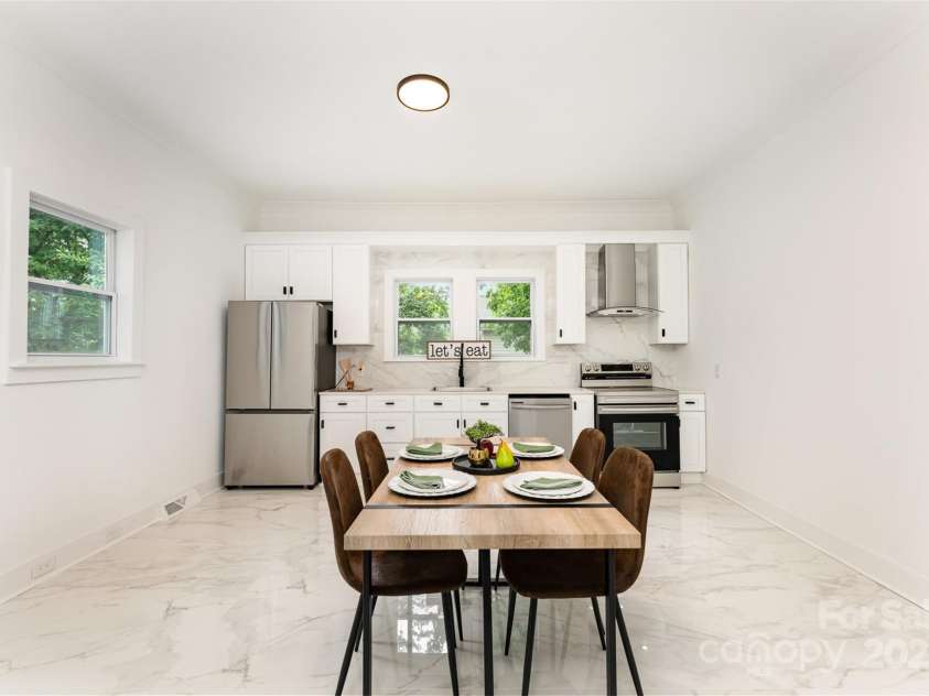 617 Juniper Avenue, Kannapolis, NC 28081.  MLS# CAR4278618, YatesRealty ID 24685. 