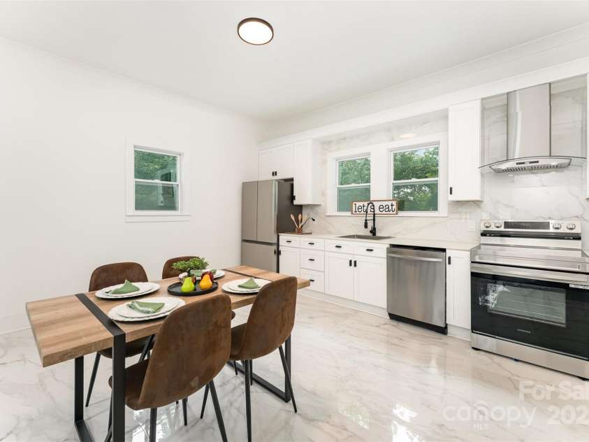 617 Juniper Avenue, Kannapolis, NC 28081.  MLS# CAR4278618, YatesRealty ID 24685. 