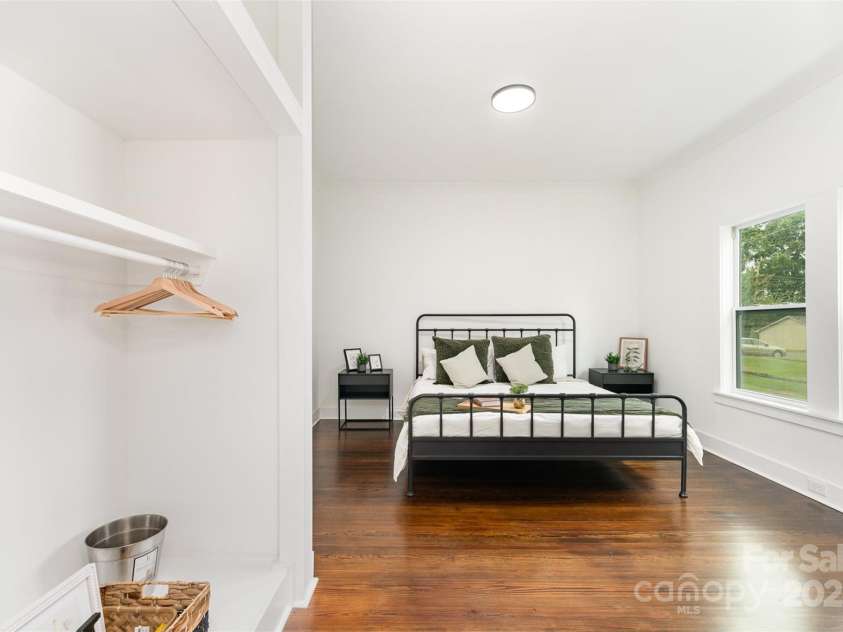 617 Juniper Avenue, Kannapolis, NC 28081.  MLS# CAR4278618, YatesRealty ID 24685. 