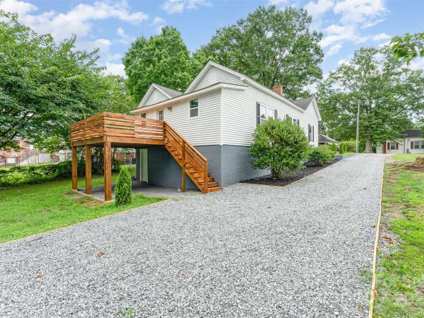 617 Juniper Avenue, Kannapolis, NC 28081.  MLS# CAR4278618, YatesRealty ID 24685. 