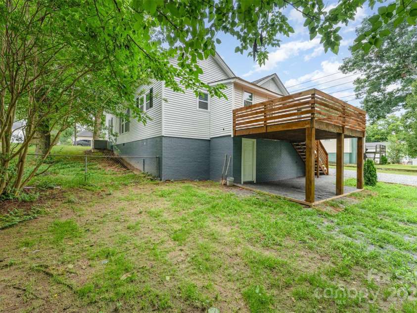 617 Juniper Avenue, Kannapolis, NC 28081.  MLS# CAR4278618, YatesRealty ID 24685. 