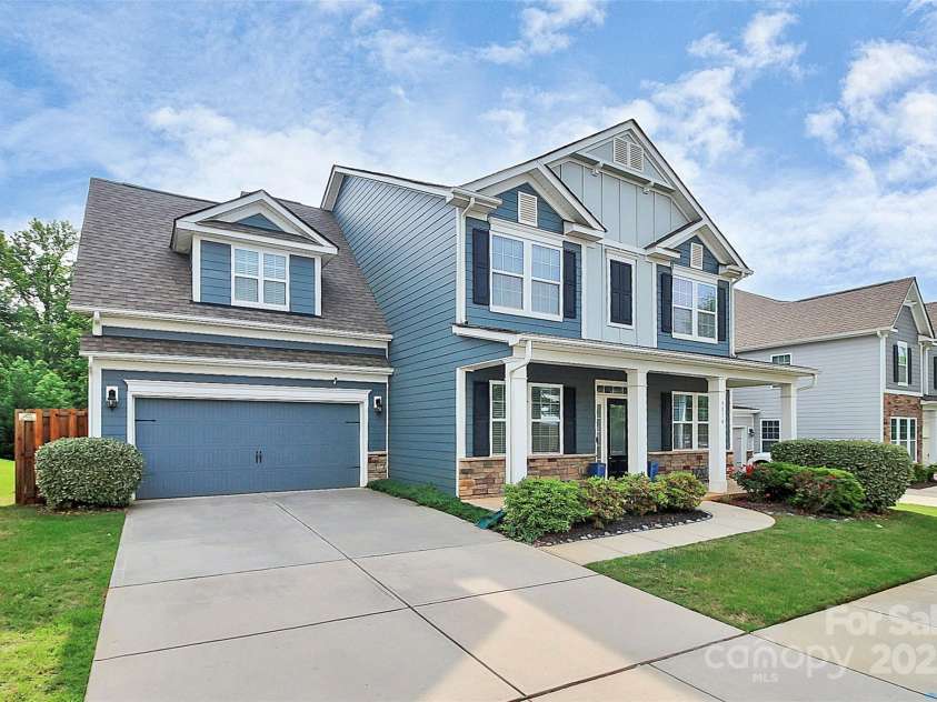 9014 Cantrell Way, Huntersville, NC 28078.  MLS# CAR4279357, YatesRealty ID 24686. 