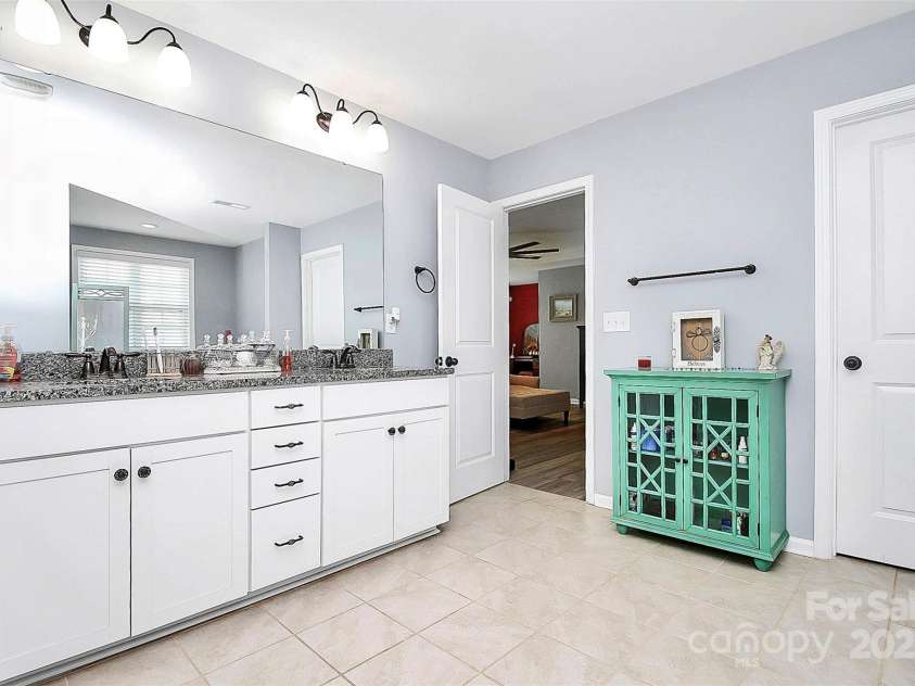 9014 Cantrell Way, Huntersville, NC 28078.  MLS# CAR4279357, YatesRealty ID 24686. 