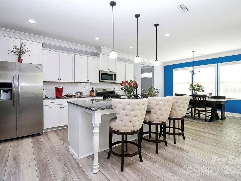 9014 Cantrell Way, Huntersville, NC 28078.  MLS# CAR4279357, YatesRealty ID 24686. 