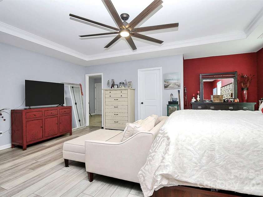 9014 Cantrell Way, Huntersville, NC 28078.  MLS# CAR4279357, YatesRealty ID 24686. 