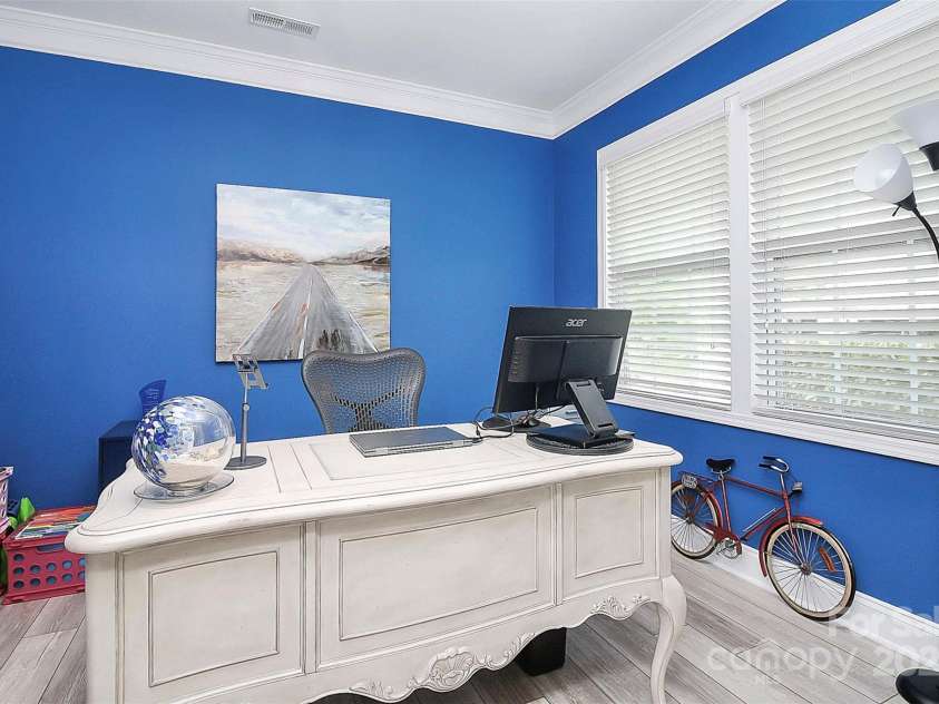 9014 Cantrell Way, Huntersville, NC 28078.  MLS# CAR4279357, YatesRealty ID 24686. 