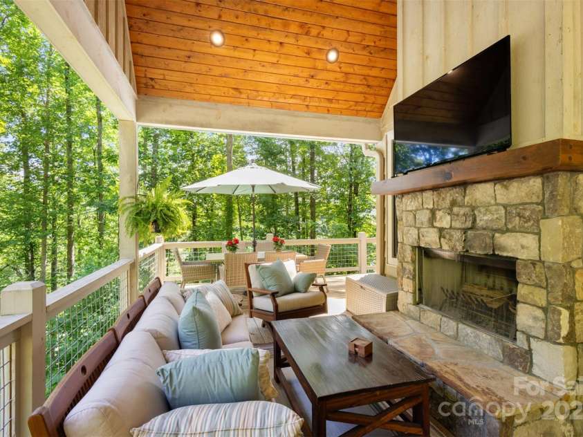 218 Pepperbush Lane, Tuckasegee, NC 28783.  MLS# CAR4250538, YatesRealty ID 24687. 