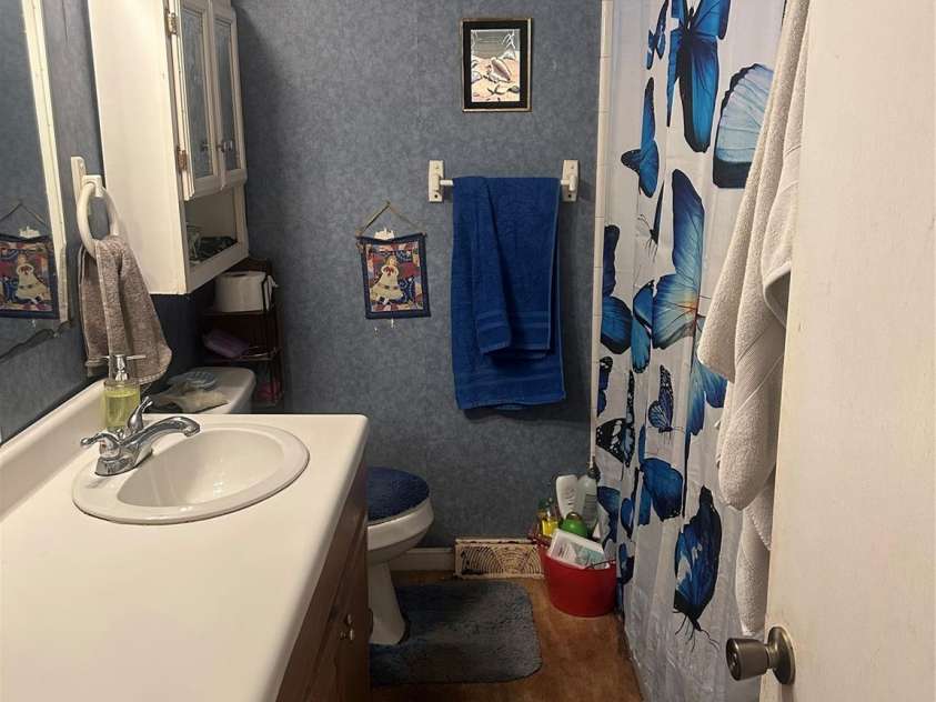 801 Tryon Street, Shelby, NC 28150.  MLS# CAR4279241, YatesRealty ID 24689. 