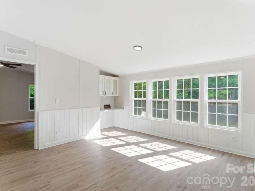 481 Harrell Road, Burgaw, NC 28425.  MLS# CAR4385459, YatesRealty ID 24692. 