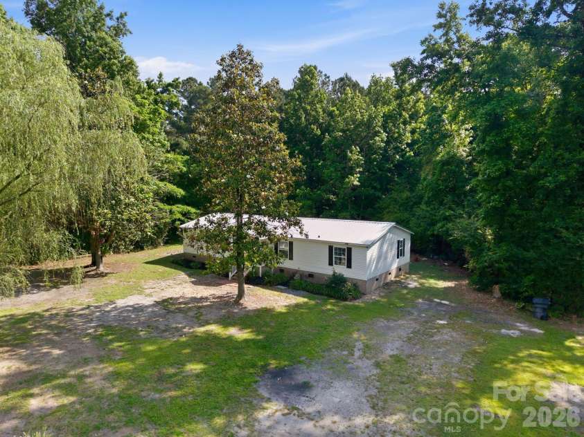 481 Harrell Road, Burgaw, NC 28425.  MLS# CAR4385459, YatesRealty ID 24692. 