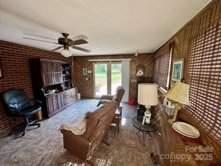 2852 Old Highway 60 Road, Wilkesboro, NC 28697.  MLS# CAR4279426, YatesRealty ID 24693. 