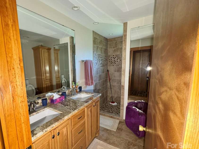 2852 Old Highway 60 Road, Wilkesboro, NC 28697.  MLS# CAR4279426, YatesRealty ID 24693. 