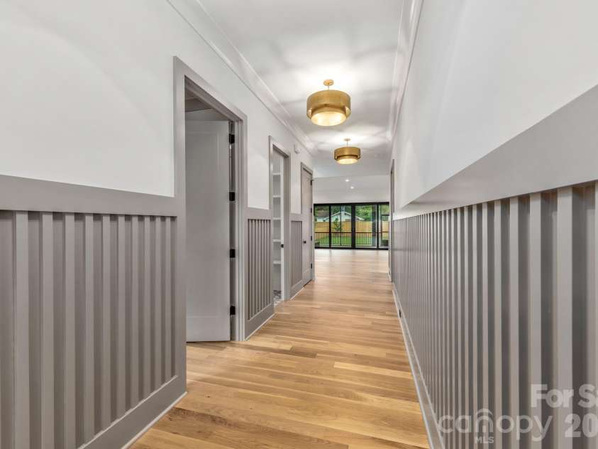 4413 Castleton Road, Charlotte, NC 28211.  MLS# CAR4373800, YatesRealty ID 24693. 