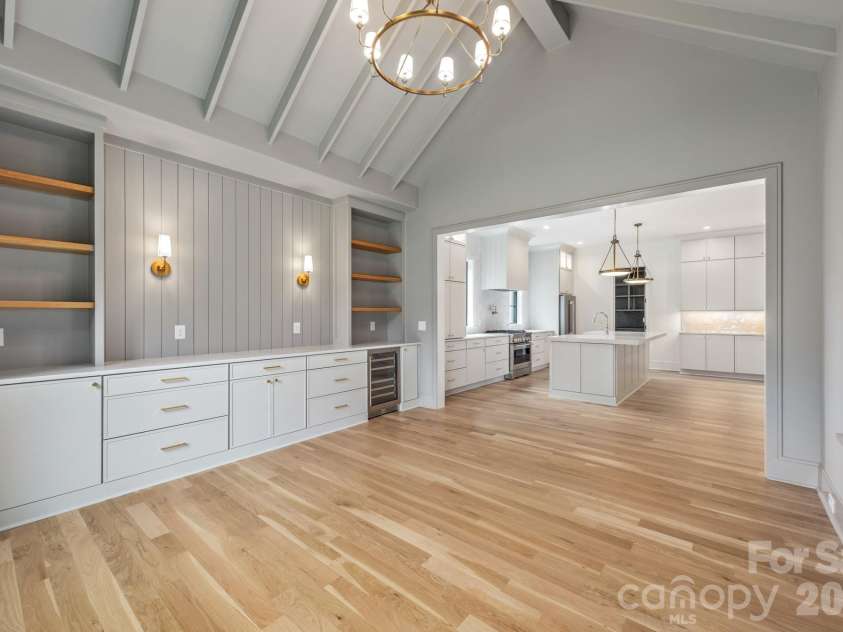 4413 Castleton Road, Charlotte, NC 28211.  MLS# CAR4373800, YatesRealty ID 24693. 