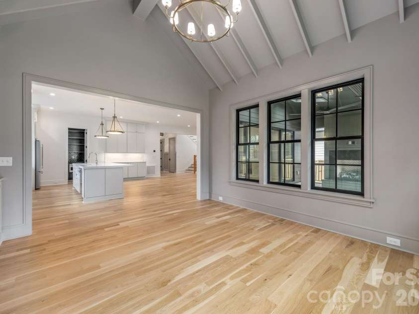 4413 Castleton Road, Charlotte, NC 28211.  MLS# CAR4373800, YatesRealty ID 24693. 