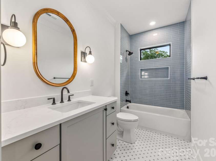 4413 Castleton Road, Charlotte, NC 28211.  MLS# CAR4373800, YatesRealty ID 24693. 
