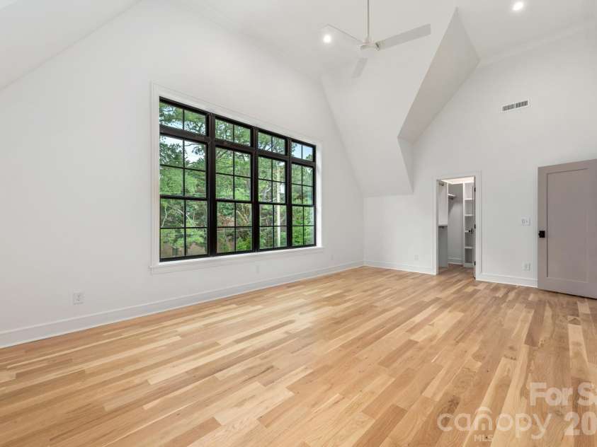 4413 Castleton Road, Charlotte, NC 28211.  MLS# CAR4373800, YatesRealty ID 24693. 